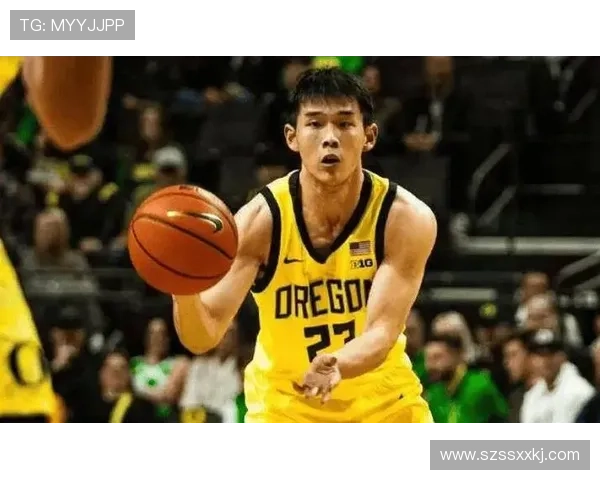 林葳上半场表现平平仅得2分但3次助攻展现传球潜力引人关注 林葳上半场表现平平仅得2分但3次助攻展现传球潜力引人关注